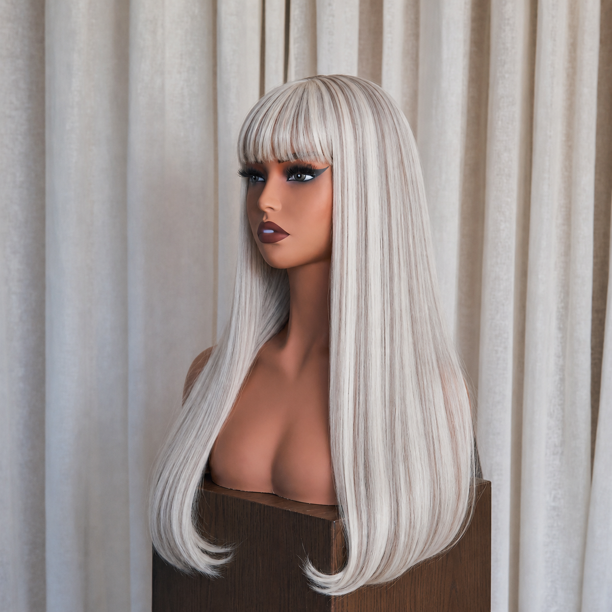 CHASE - White Blonde - Fringe Wig