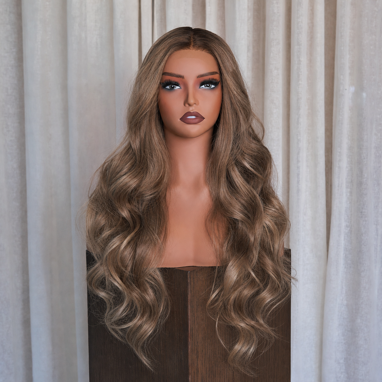 SYDNEY Ash Blonde Lace Front Wig