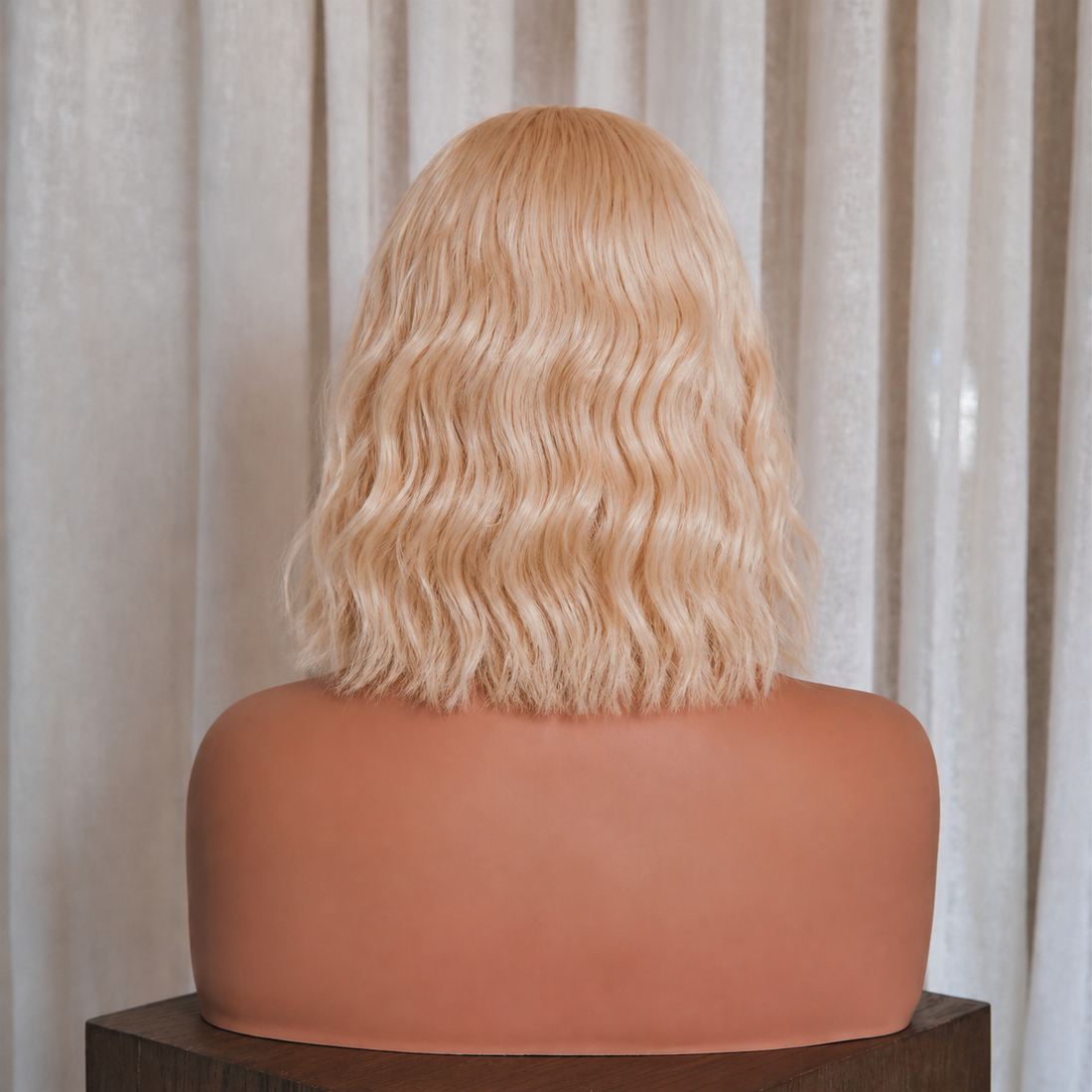 HAYLEY - Blonde - Fringe Wig