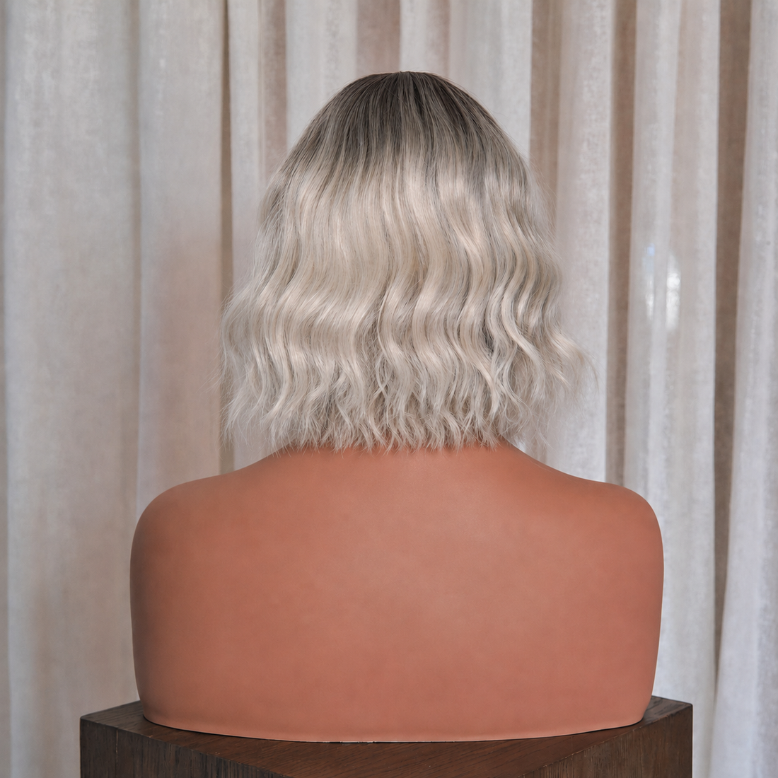 HAYLEY - White Ash Blonde - Fringe Wig