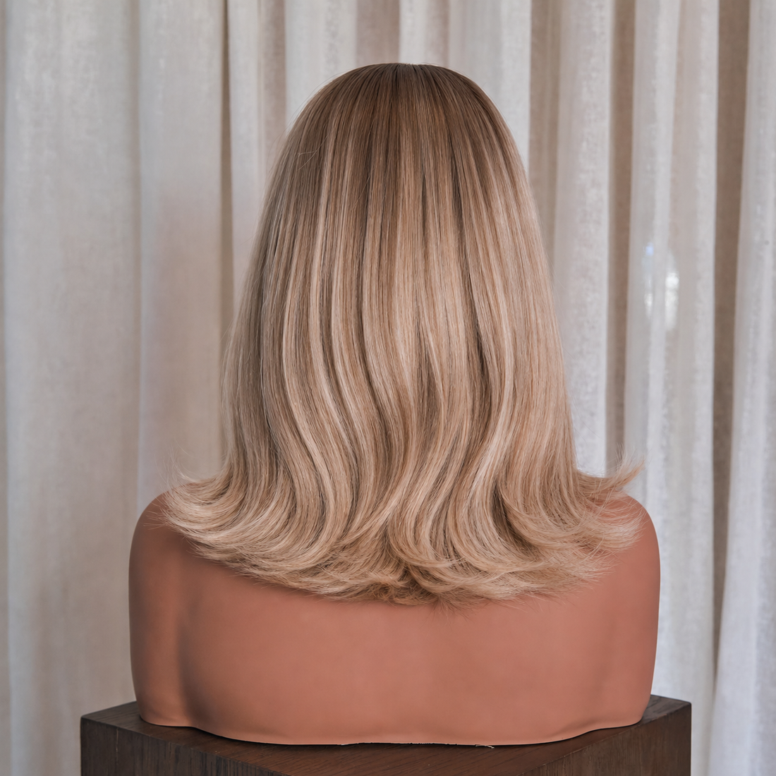 JAY - Beach Blonde Ombre - Fringe Wig