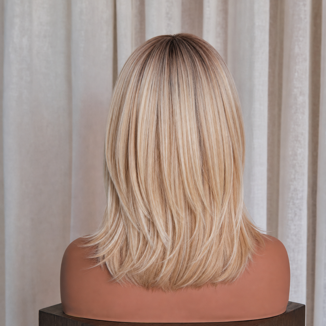 ROCHELLE - Blonde Ombre - Fringe Wig