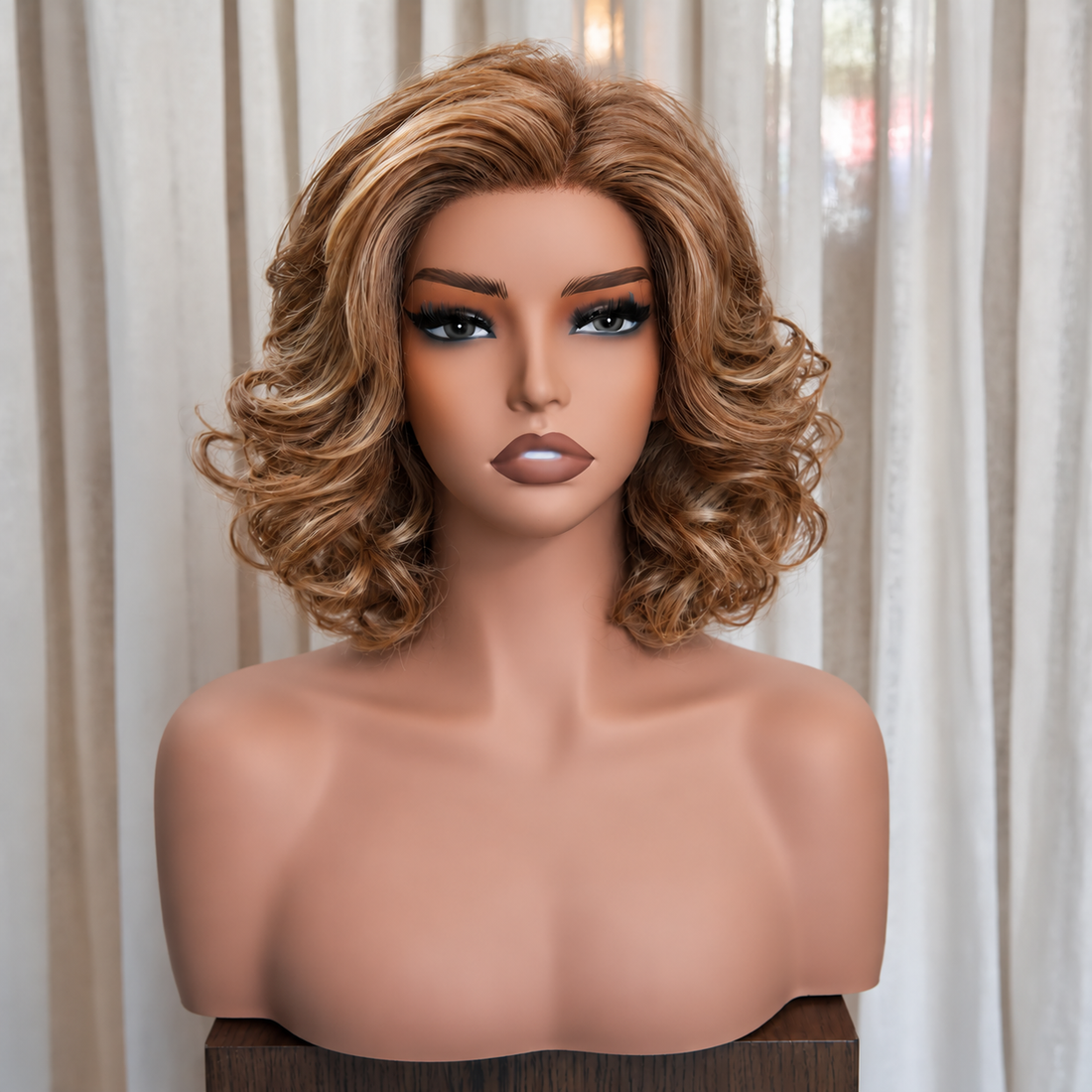 JUNIA - Golden Brown - Mono Top Lace Front Wig