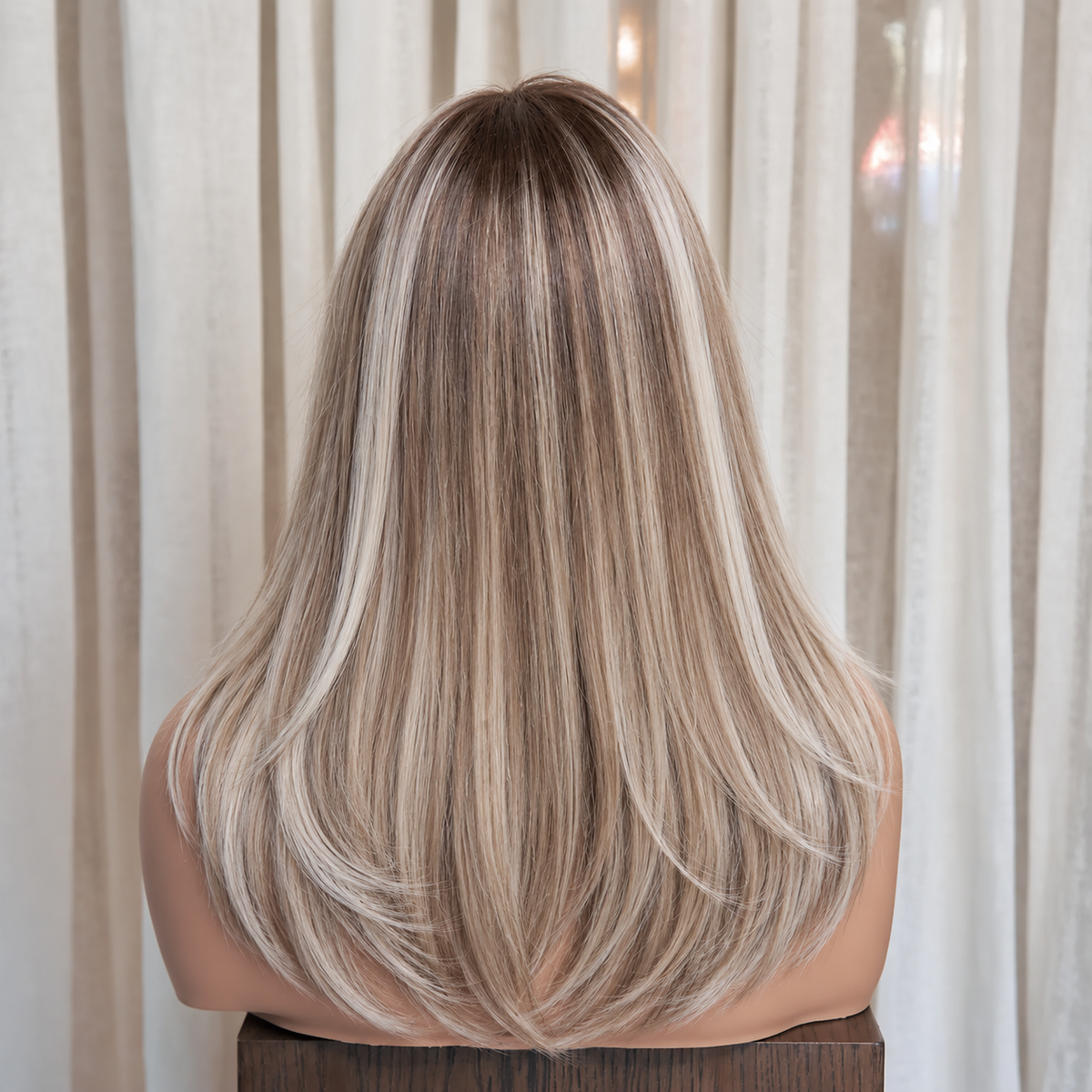 AVELINE - Rooted Beige Blonde - Mono Top Lace Front Wig