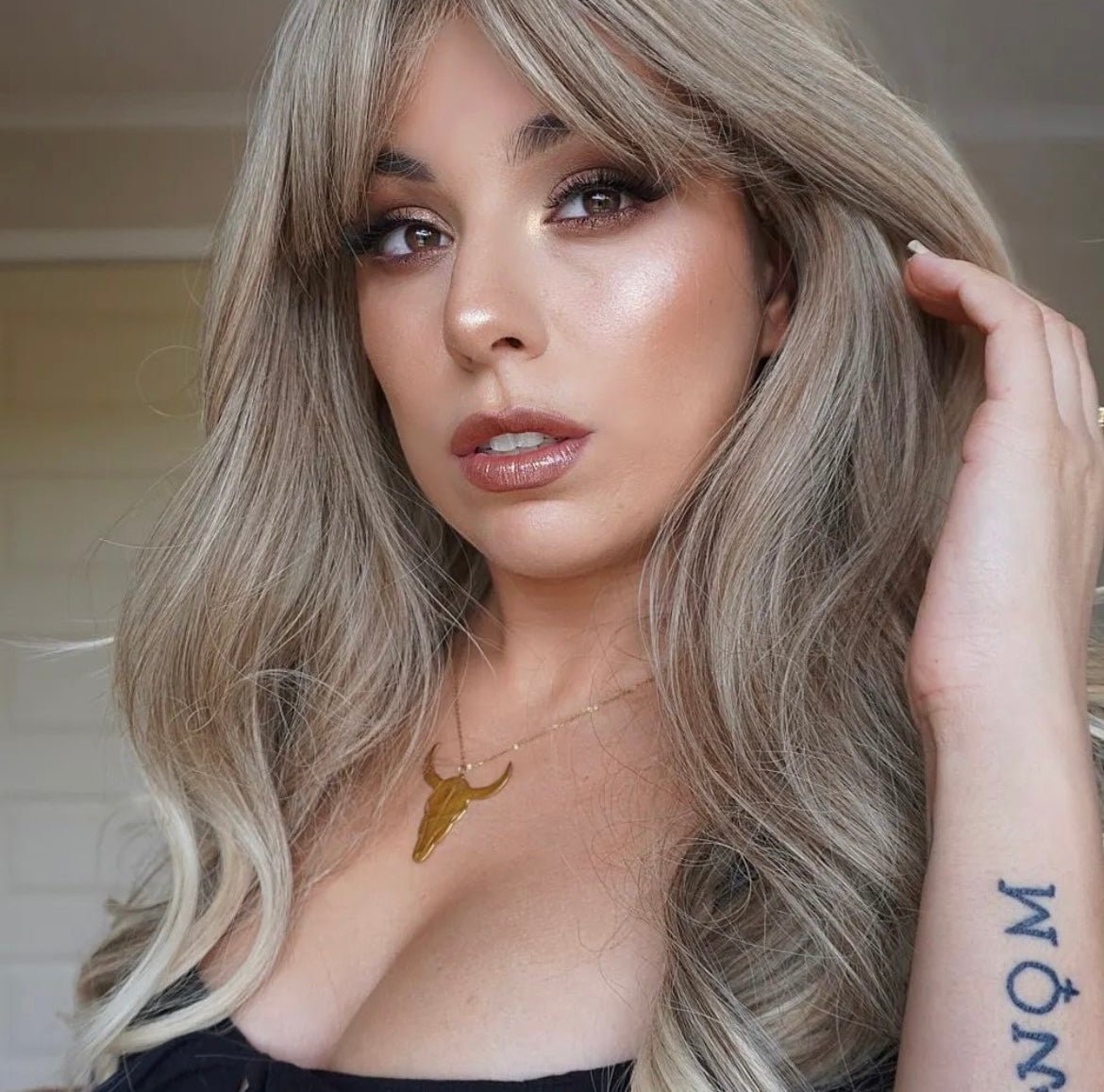 GRACE Blonde Ombre Fringe Wig - Milk &amp; Honey Wigs