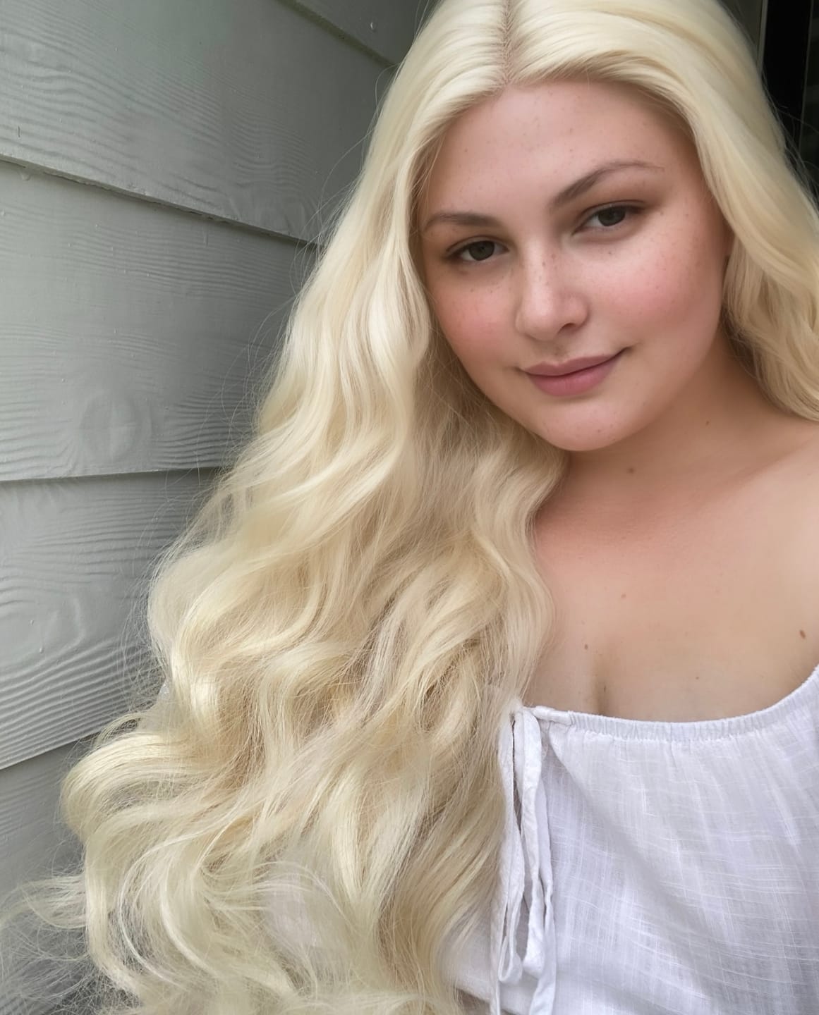 KEHLANI - Blonde - Lace Front Wig | Blonde, 28 Inch+, T-Part Lace Front, Synthetic Hair | Milk &amp; Honey Wigs